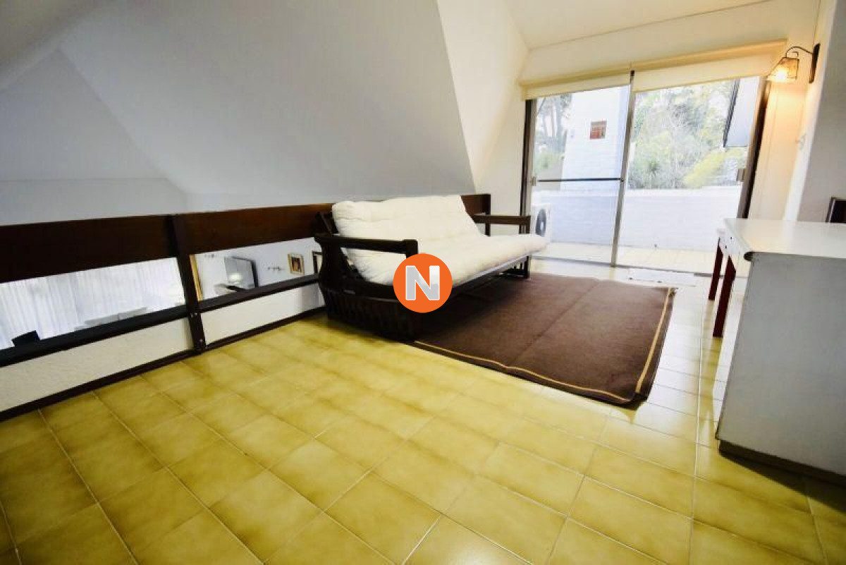Casa Ref.223902 - Casa en alquiler temporario Lugano 4 dormitorios