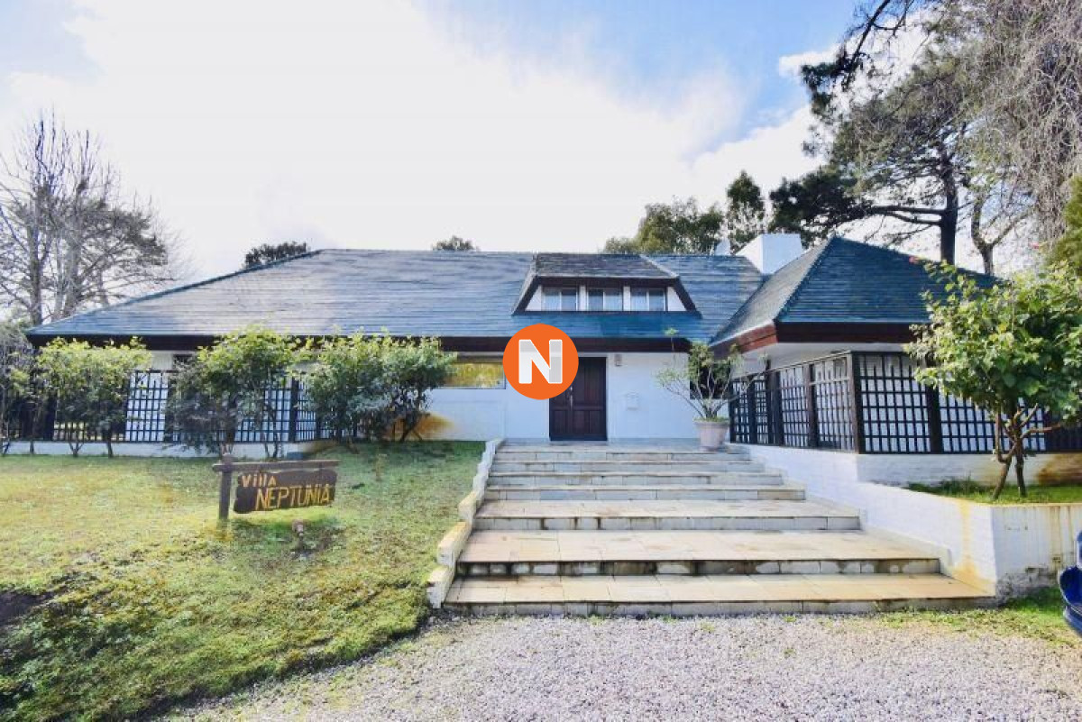 Casa Ref.223902 - Casa en alquiler temporario Lugano 4 dormitorios