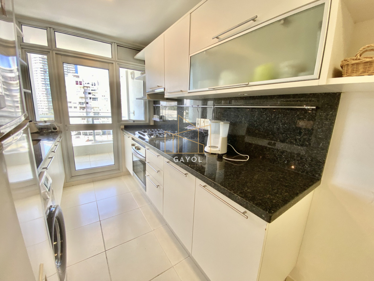 Apartamento ID.1223 - Apartamento en alquiler temporario Playa Mansa 2 dormitorios