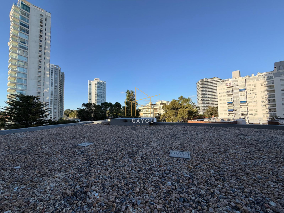 Apartamento ID.1224 - APARTAMENTO VENTA SEASONS TOWER 2 DORMITORIOS MAS SERVICIO