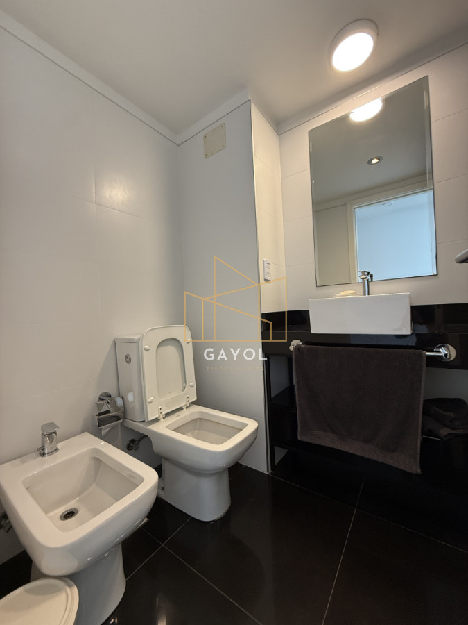 Apartamento ID.1225 - OPORTUNIDAD APARTAMENTO 2 DORMITORIOS EN TORRE DE CATEGORIA CON EXELENT VISTA Y TODOS LOS SERVICIOS 