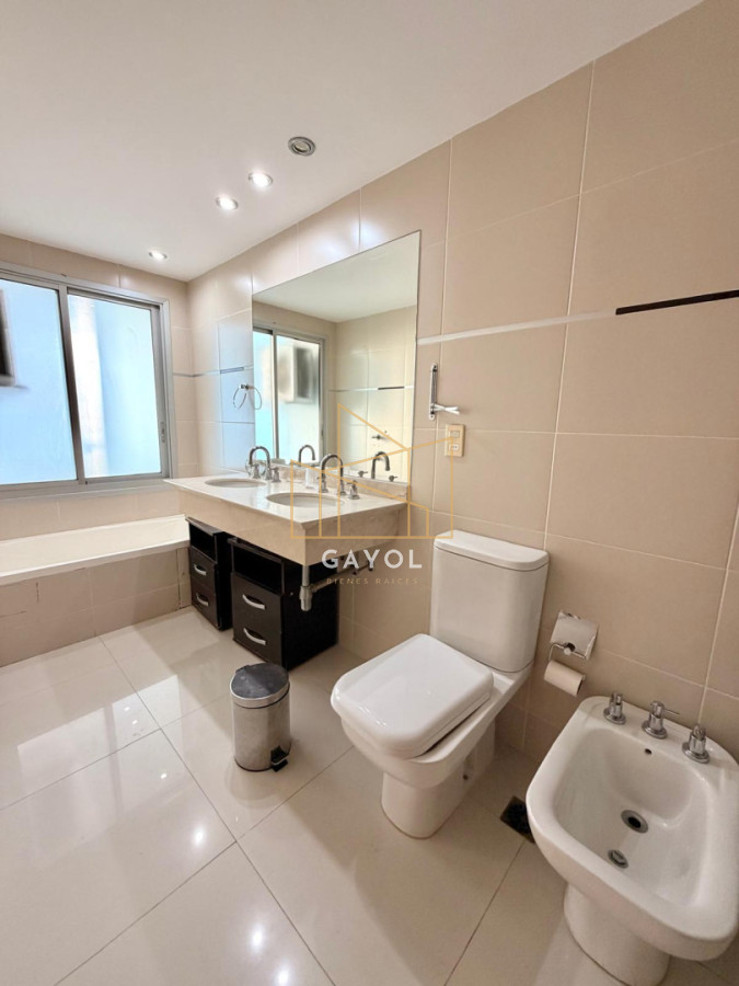Apartamento ID.1224 - APARTAMENTO VENTA SEASONS TOWER 2 DORMITORIOS MAS SERVICIO