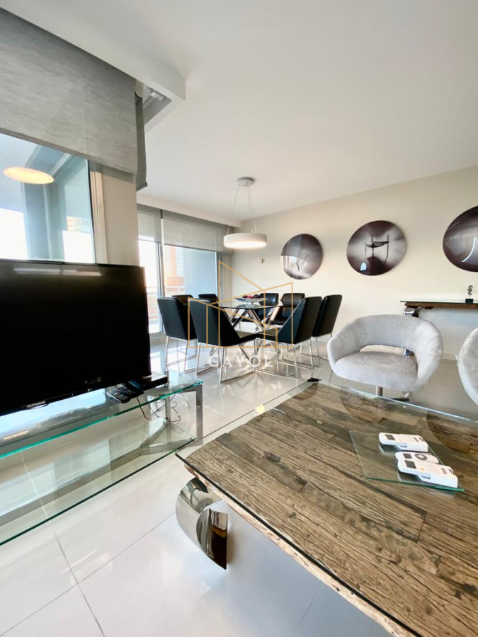 Apartamento ID.661 - Apartamento en Venta Playa Mansa 3 dormitorios Sunrise Tower