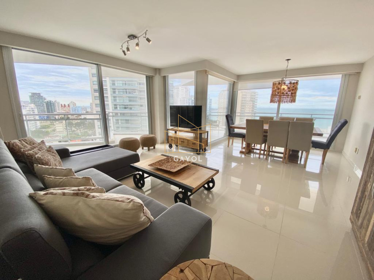 Apartamento ID.662 - Alquiler temporal Apartamento 3 DORMITORIOS y dependencia en PLAYA MANSA, Punta del este