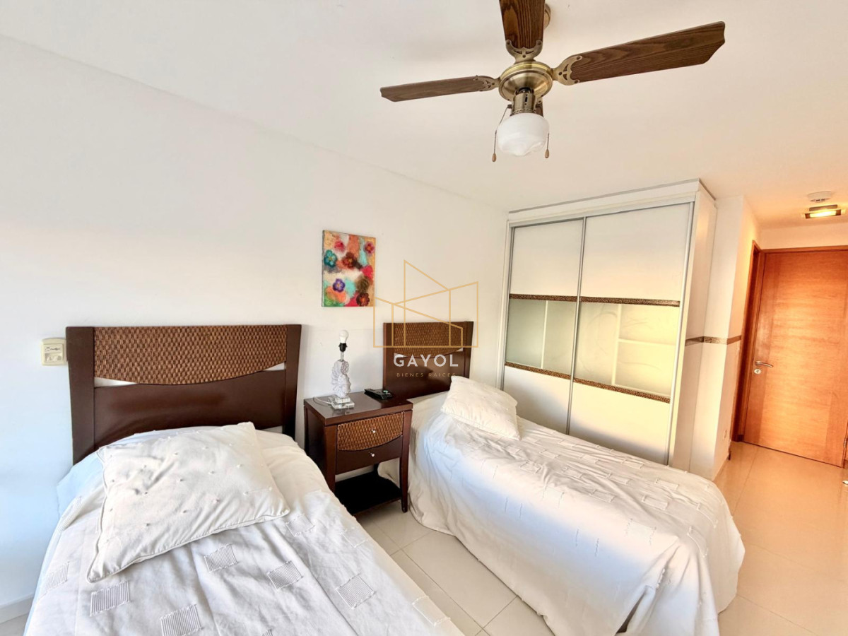 Apartamento ID.1224 - APARTAMENTO VENTA SEASONS TOWER 2 DORMITORIOS MAS SERVICIO