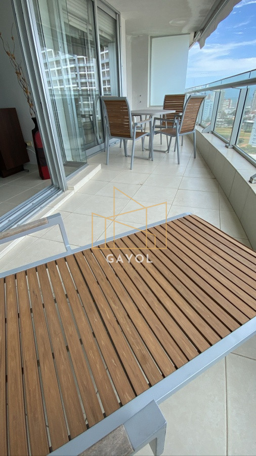 Apartamento ID.587 - Apartamento en alquiler temporario Playa Mansa 2 dormitorios