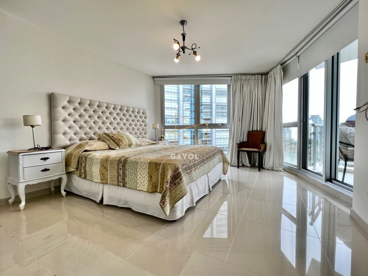 Apartamento ID.659 - APARTAMENTO DE 3 DORMITORIOS EN ALQUILER TEMPORARIO SUNRISE TOWER PLAYA MANSA