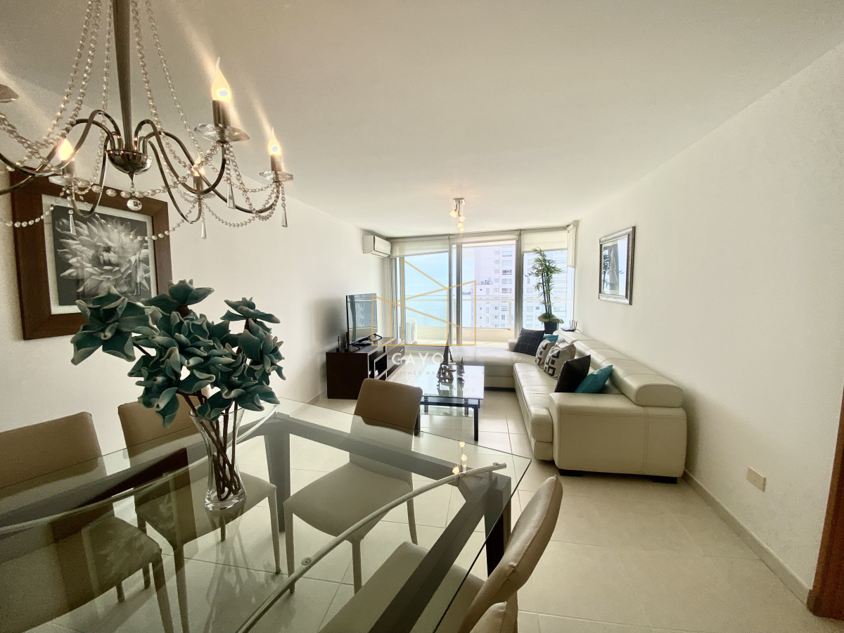 Apartamento ID.588 - Apartamento en venta Playa Mansa 2 dormitorios