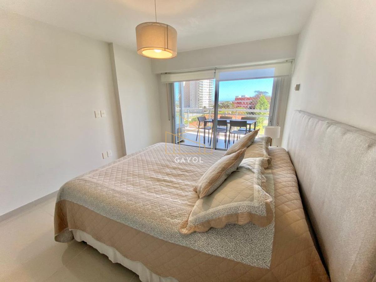 Apartamento ID.657 - APARTAMENTO EN VENTA SUNRISE TOWER 2 DORMITORIOS MAS SERVICIO PUNTA DEL ESTE