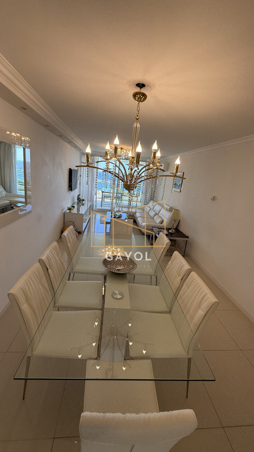Apartamento ID.622 - Venta apartamento 3 dormitorios en Playa Mansa - Punta del Este