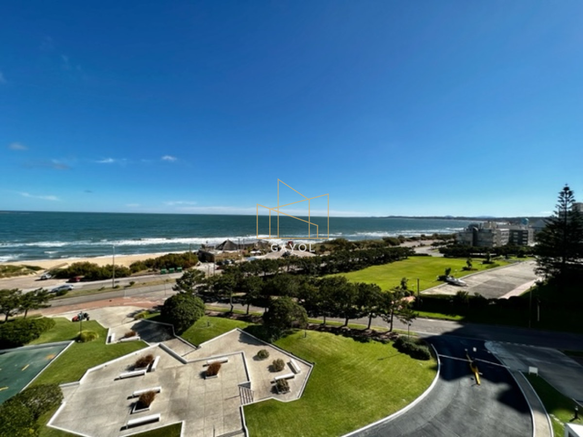 Apartamento ID.422 - Alquiler temporario Apartamento 2 y medio dormitorios en Playa Mansa, Punta del Este