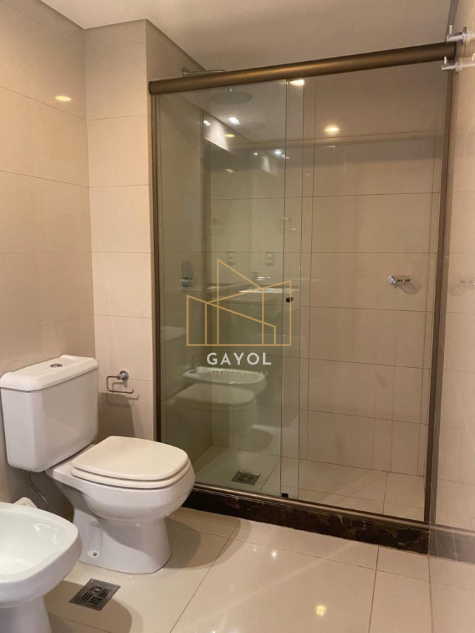 Apartamento ID.622 - Venta apartamento 3 dormitorios en Playa Mansa - Punta del Este