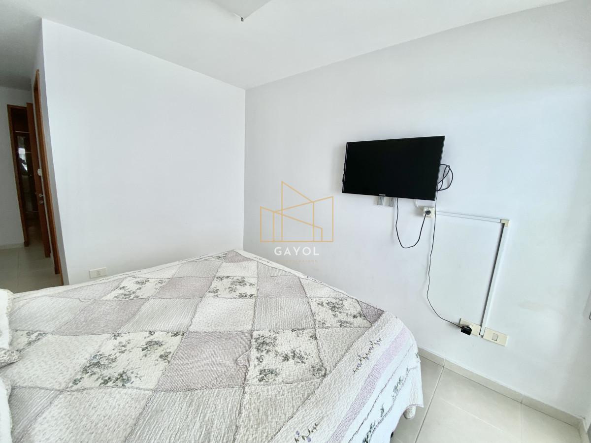 Apartamento ID.1223 - Apartamento en alquiler temporario Playa Mansa 2 dormitorios