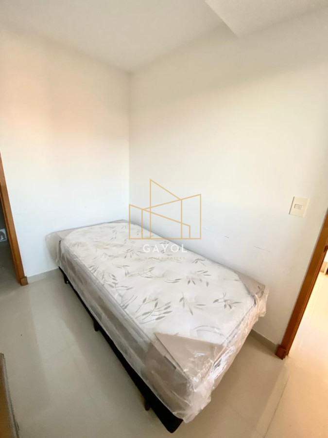 Apartamento ID.661 - Apartamento en Venta Playa Mansa 3 dormitorios Sunrise Tower