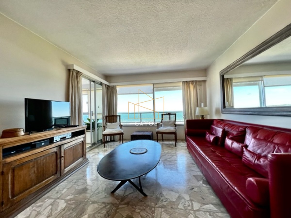 Apartamento ID.422 - Alquiler temporario Apartamento 2 y medio dormitorios en Playa Mansa, Punta del Este