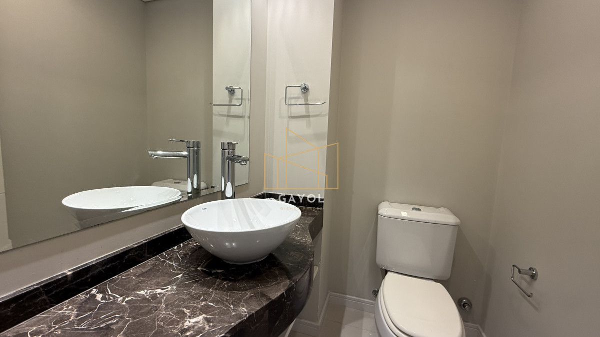 Apartamento ID.622 - Venta apartamento 3 dormitorios en Playa Mansa - Punta del Este