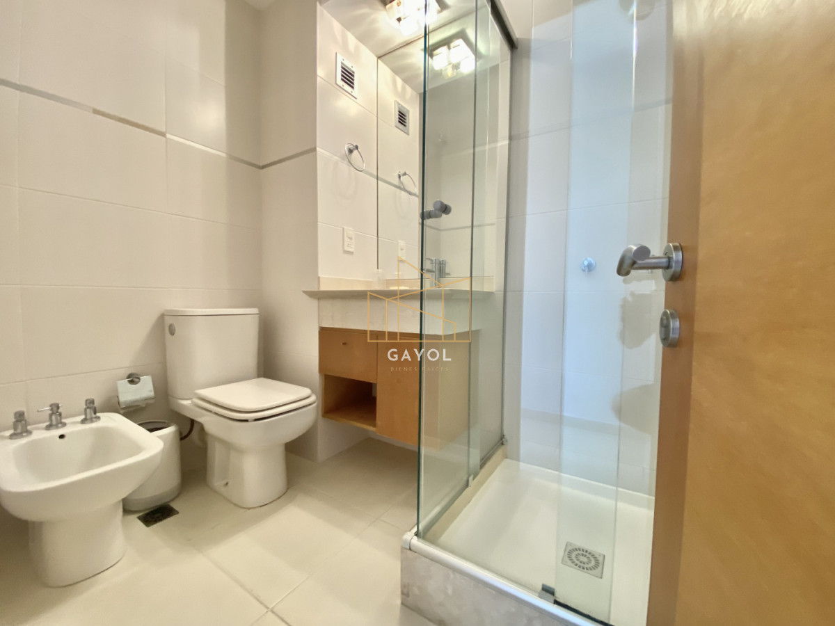 Apartamento ID.1223 - Apartamento en alquiler temporario Playa Mansa 2 dormitorios