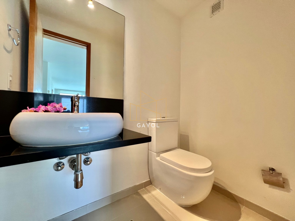 Apartamento ID.659 - APARTAMENTO DE 3 DORMITORIOS EN ALQUILER TEMPORARIO SUNRISE TOWER PLAYA MANSA