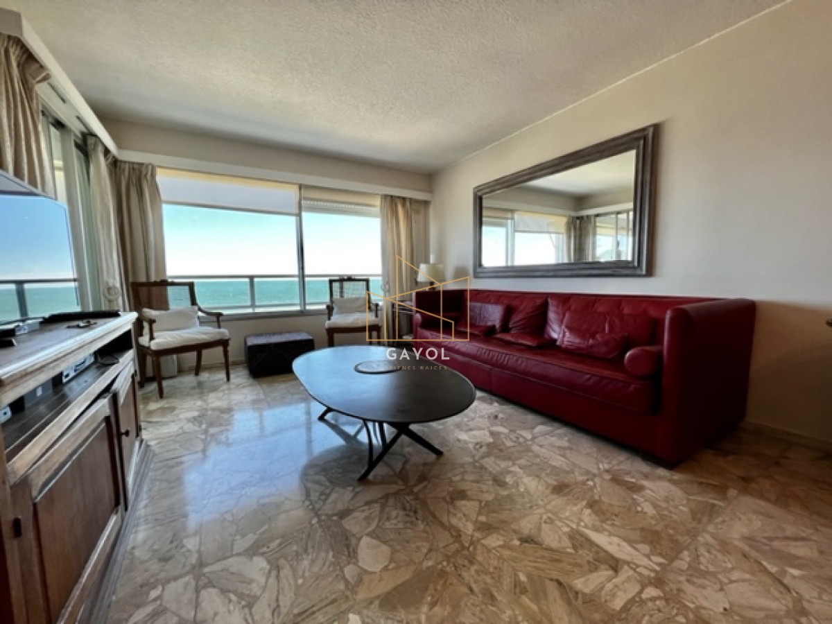 Apartamento ID.422 - Alquiler temporario Apartamento 2 y medio dormitorios en Playa Mansa, Punta del Este