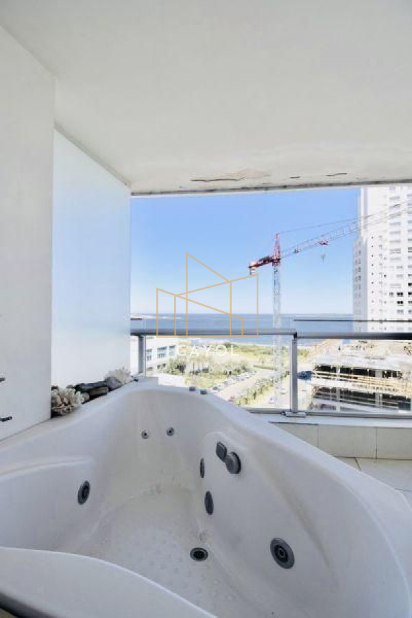 Apartamento ID.1087 - Apartamento en alquiler temporario Playa Mansa 2 dormitorios