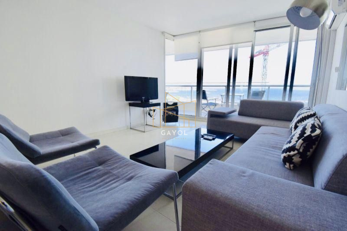 Apartamento ID.1087 - Apartamento en alquiler temporario Playa Mansa 2 dormitorios