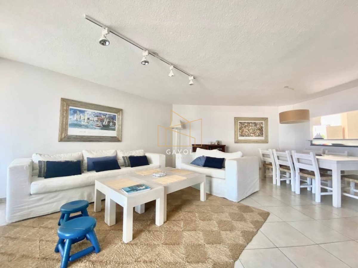 Apartamento ID.1044 - Apartamento en alquiler temporario Playa Brava 3 dormitorios