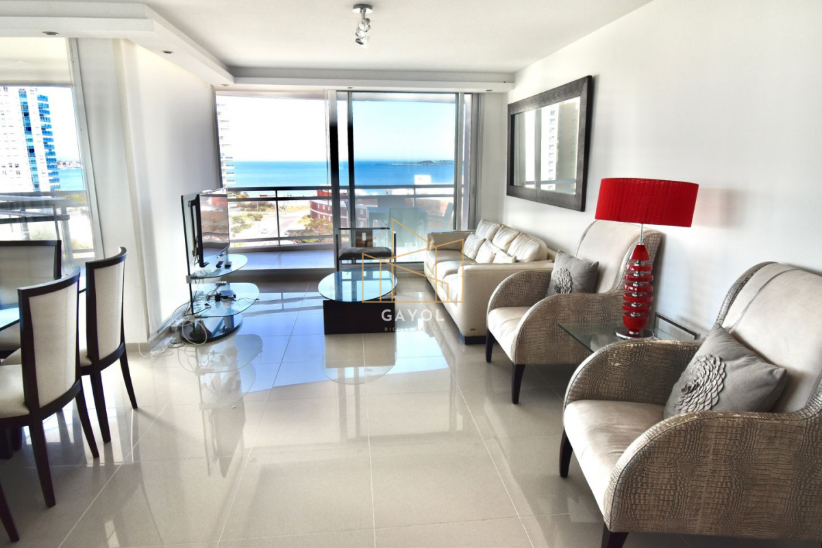 Apartamento ID.660 - Apartamento en venta Playa Mansa 3 dormitorios
