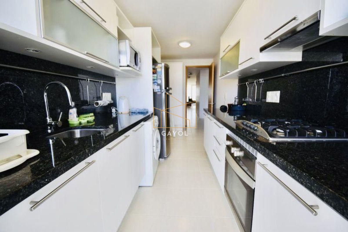 Apartamento ID.420 - Apartamento en alquiler temporario Playa Mansa 2 dormitorios