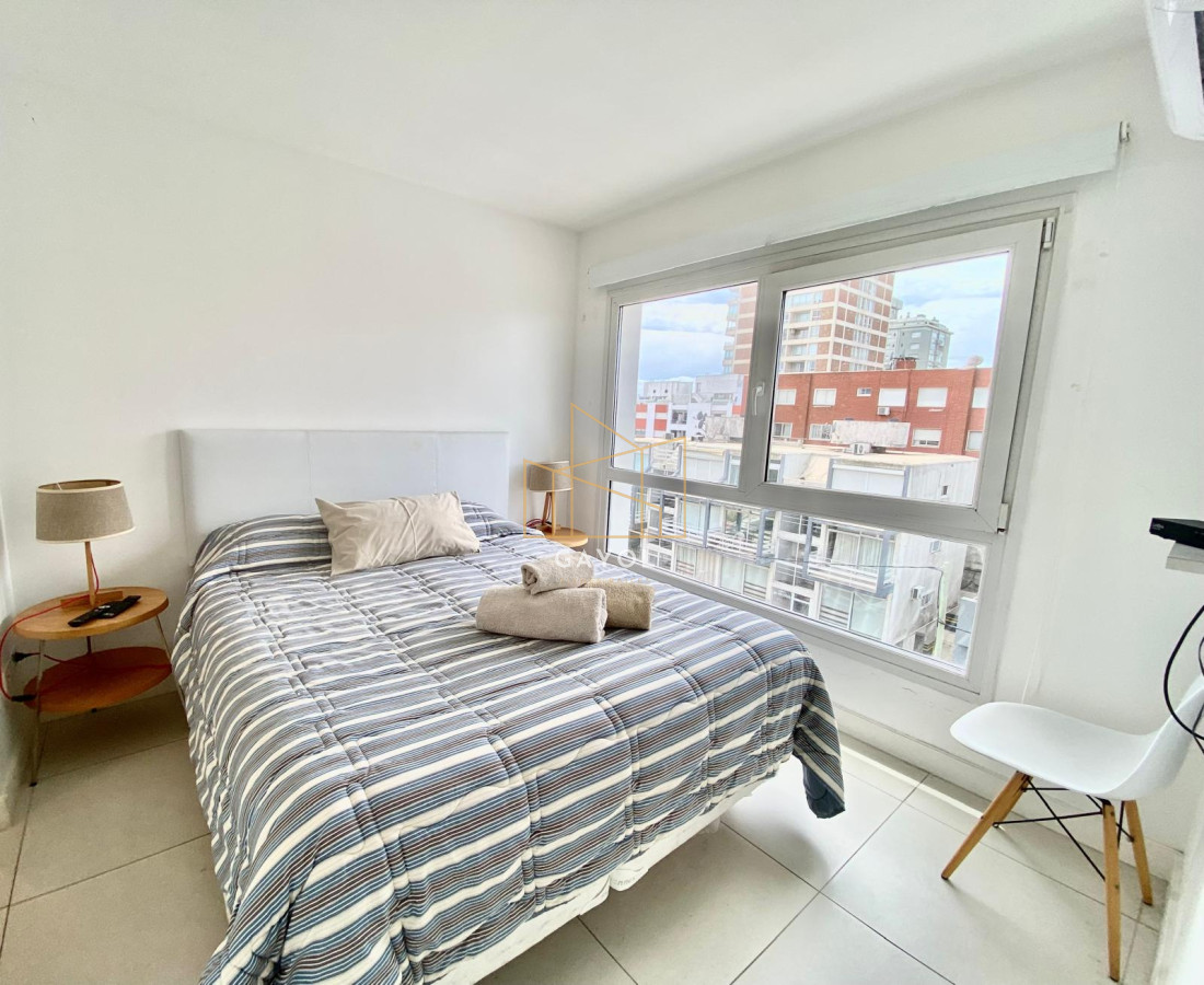 Apartamento ID.1206 - INCREIBLE OPORTUNIDAD APARTAMENTO EN VENTA 2 DORMITORIOS EN EL CORAZON DE LA PENINSULA CON TODOS LOS SERVICIOS