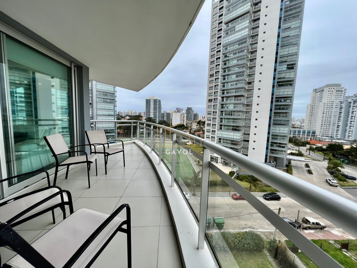 Apartamento ID.659 - APARTAMENTO DE 3 DORMITORIOS EN ALQUILER TEMPORARIO SUNRISE TOWER PLAYA MANSA