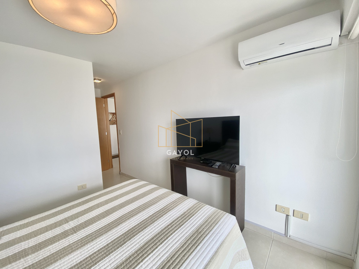 Apartamento ID.588 - Apartamento en venta Playa Mansa 2 dormitorios