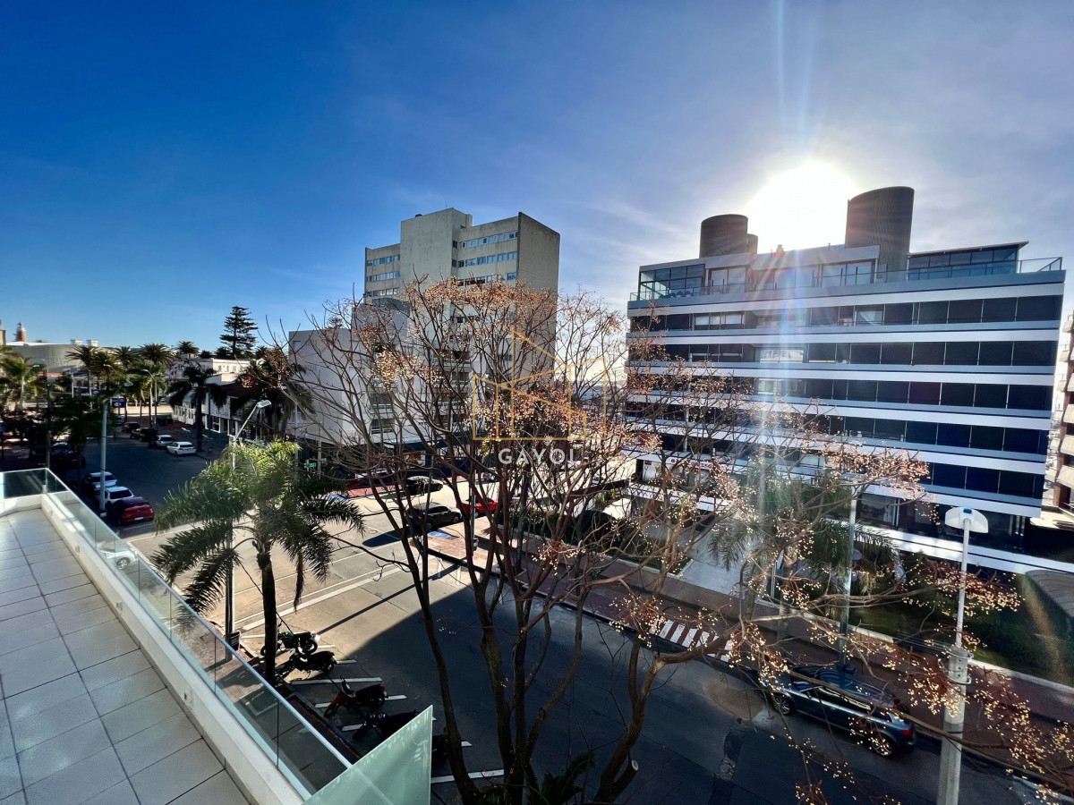 Apartamento ID.506 - Venta  apartamento Punta del este