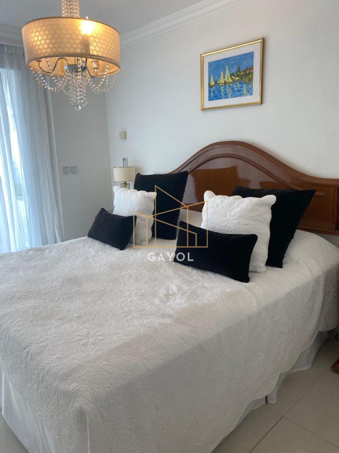 Apartamento ID.622 - Venta apartamento 3 dormitorios en Playa Mansa - Punta del Este