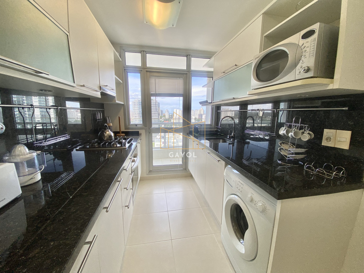 Apartamento ID.588 - Apartamento en venta Playa Mansa 2 dormitorios