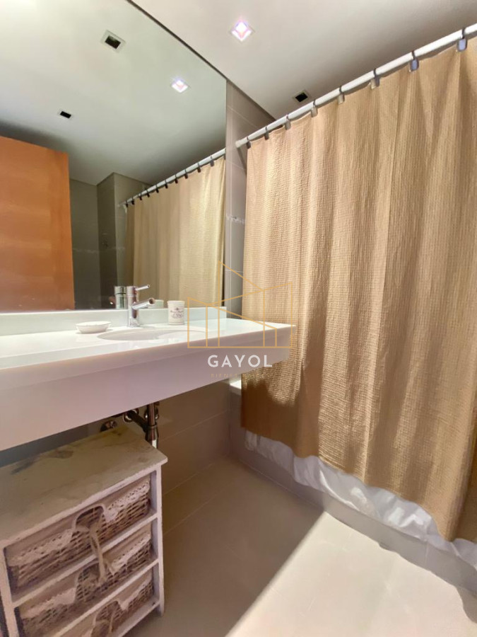 Apartamento ID.662 - Alquiler temporal Apartamento 3 DORMITORIOS y dependencia en PLAYA MANSA, Punta del este