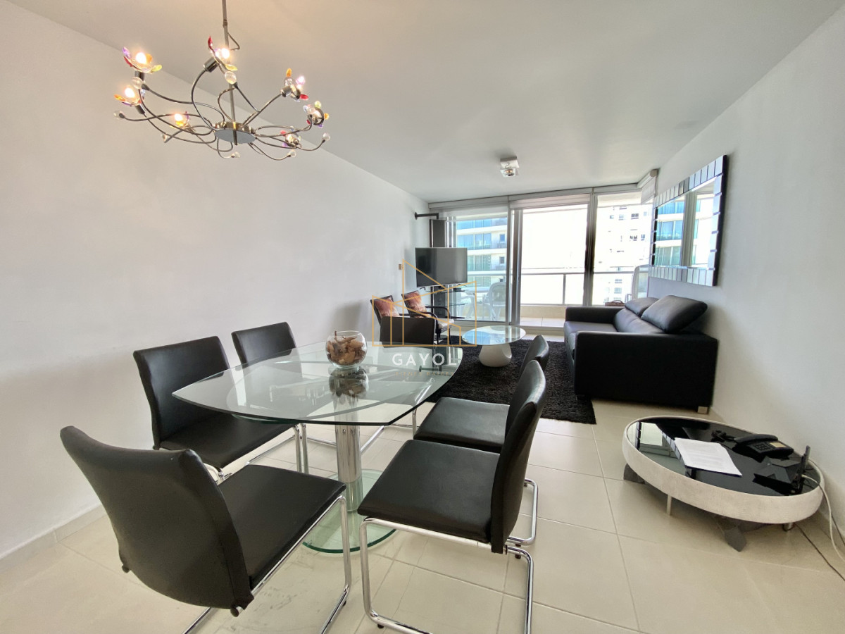 Apartamento ID.1223 - Apartamento en alquiler temporario Playa Mansa 2 dormitorios