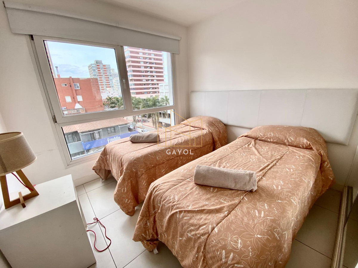 Apartamento ID.1206 - INCREIBLE OPORTUNIDAD APARTAMENTO EN VENTA 2 DORMITORIOS EN EL CORAZON DE LA PENINSULA CON TODOS LOS SERVICIOS