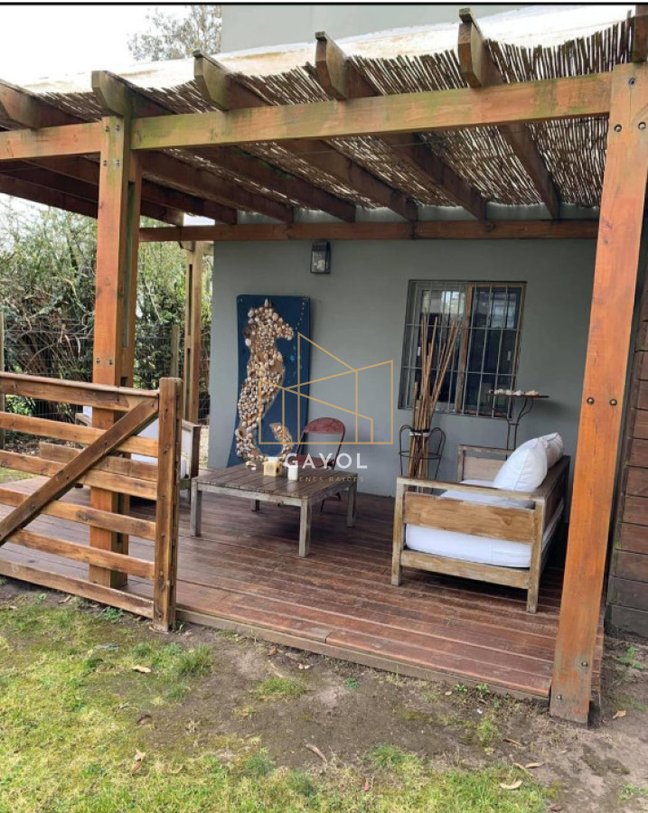 Casa ID.1322 - OPORTUNIDAD CASA A REFACCIONAR 3 DORMTORIOS EN LA BARRA, EL TESORO EXCELENTE UBICACION