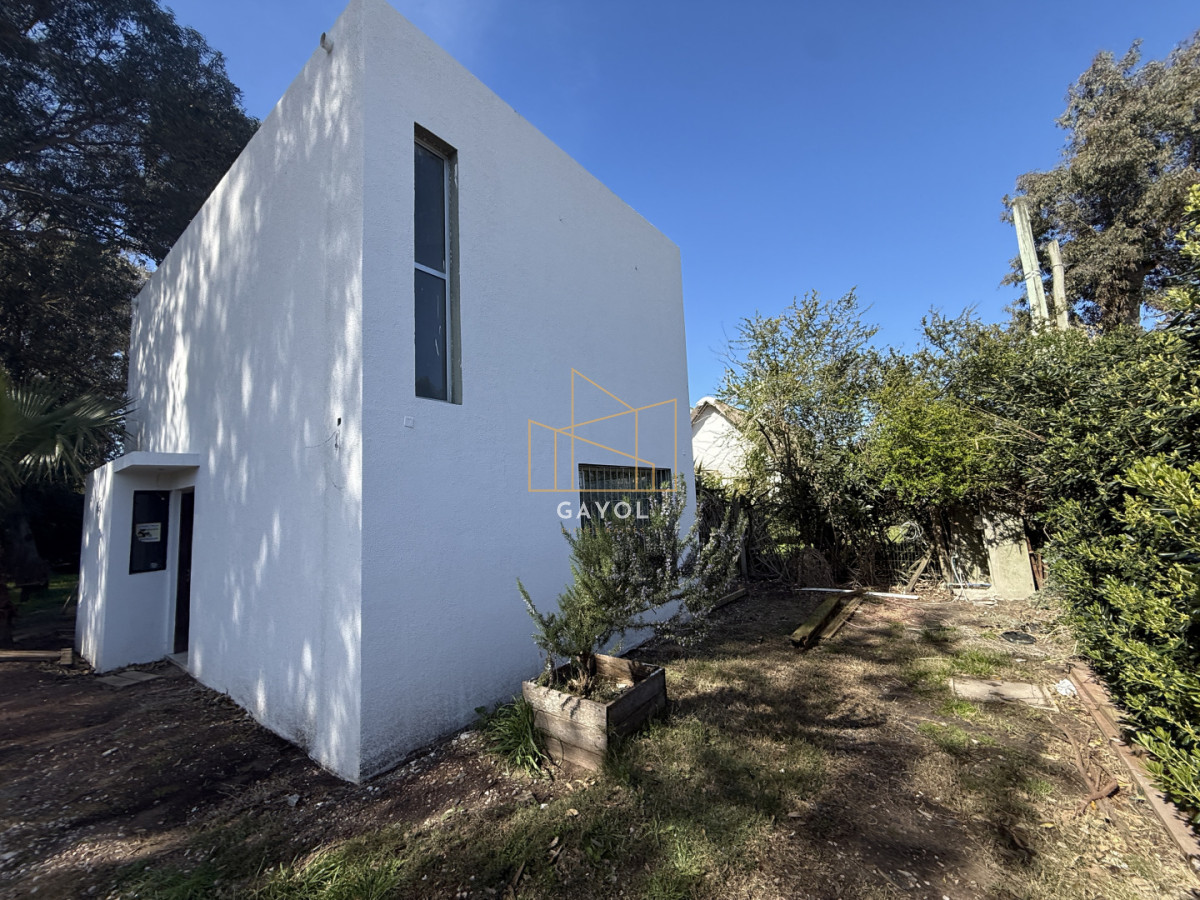 Casa ID.1321 - OPORTUNIDAD CASA DE 3 DORMOTORIOS CON 600 M2 DE TERRENO  EN UNA DEL LAS MEJORES ZONAS DE LA BARRA EL TESORO, 2 PADRONES SE VENDEN JUNTOS