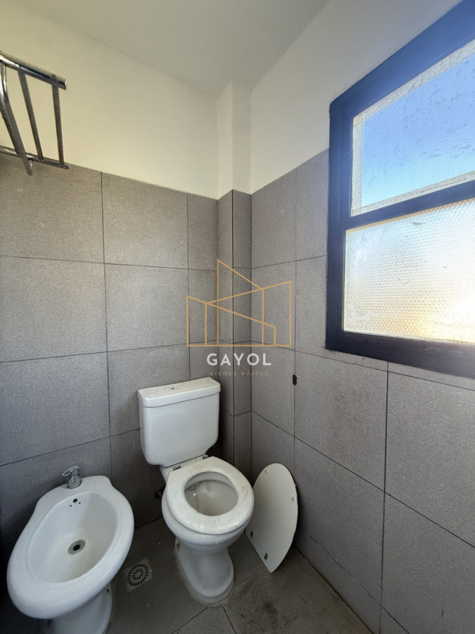 Casa ID.1322 - OPORTUNIDAD CASA A REFACCIONAR 3 DORMTORIOS EN LA BARRA, EL TESORO EXCELENTE UBICACION