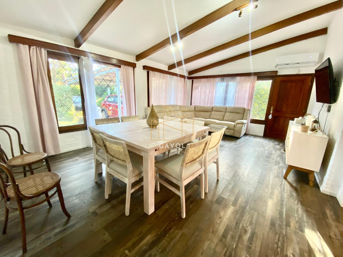 Casa ID.502 - Alquiler Casa  3 dormitorios mas dependencia San Rafael (Punta del Este)