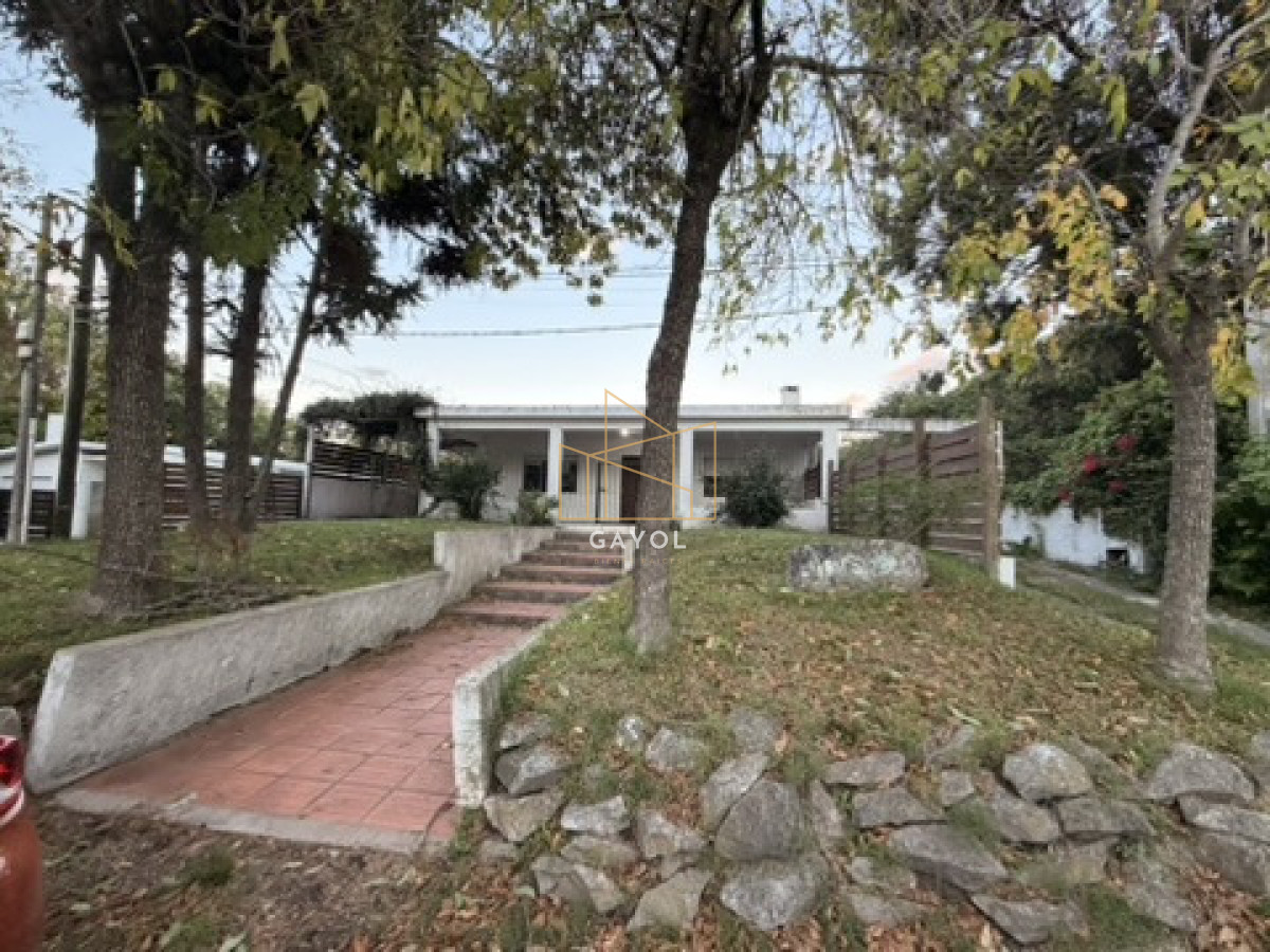 Casa ID.1293 - OPORTUNIDAD CASA DE DOS DORMIOTORIOS MAS APARTAMENTO EN PINRES ! 