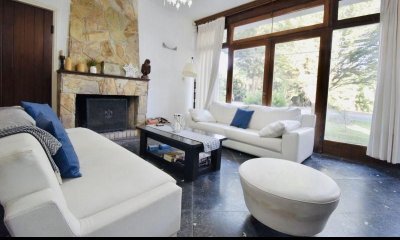 CASA EN VENTA EN SAN RAFAEL A 200 MTS DEL MAR! 3 DOMRIMTORIOS MAS SERVICIO