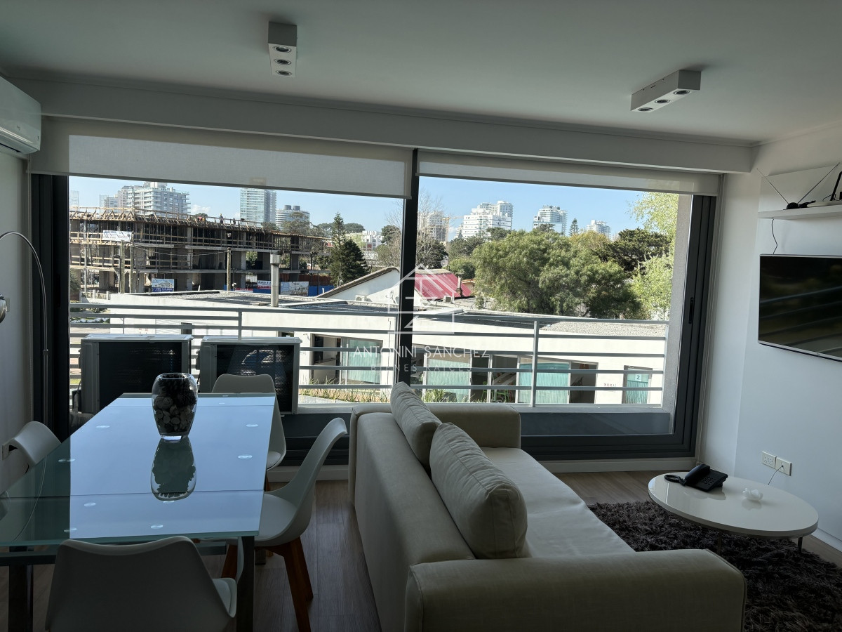 Apartamento ID.1238 - Apartamento en alquiler temporario Playa Mansa 2 dormitorios