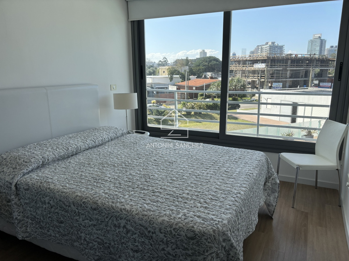 Apartamento ID.1238 - Apartamento en alquiler temporario Playa Mansa 2 dormitorios