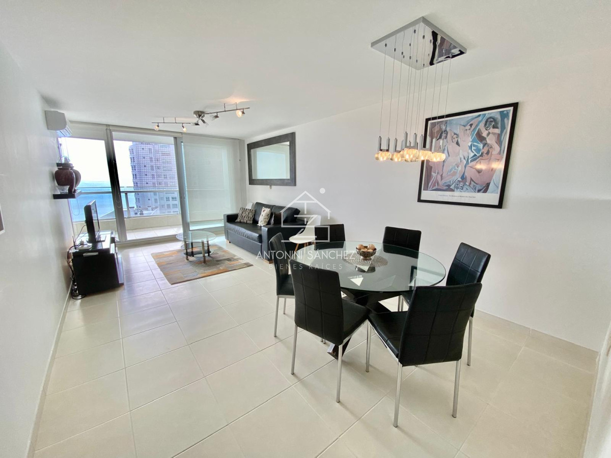 Apartamento ID.1677 - Apartamento en venta Playa Mansa 2 dormitorios