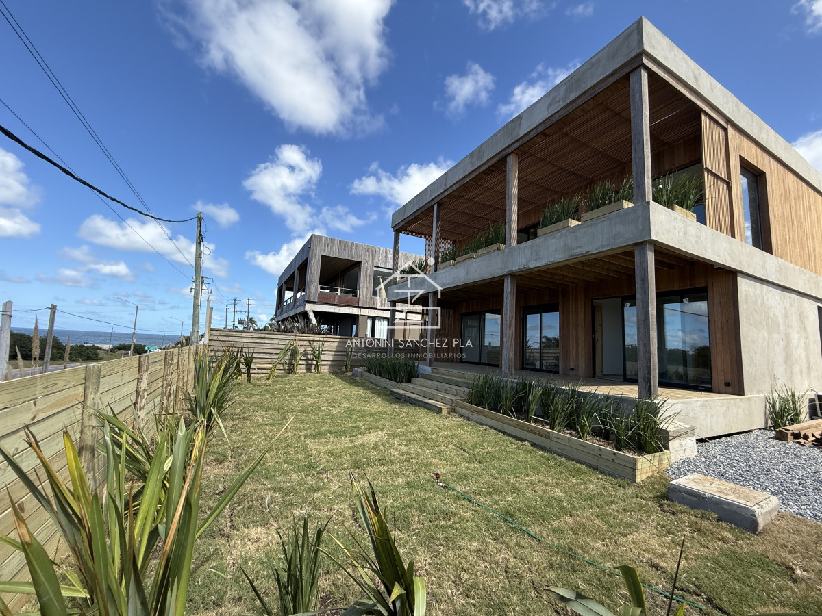 Casa ID.4759 - Se Vende Casa Nueva en Altos de Punta de Piedra