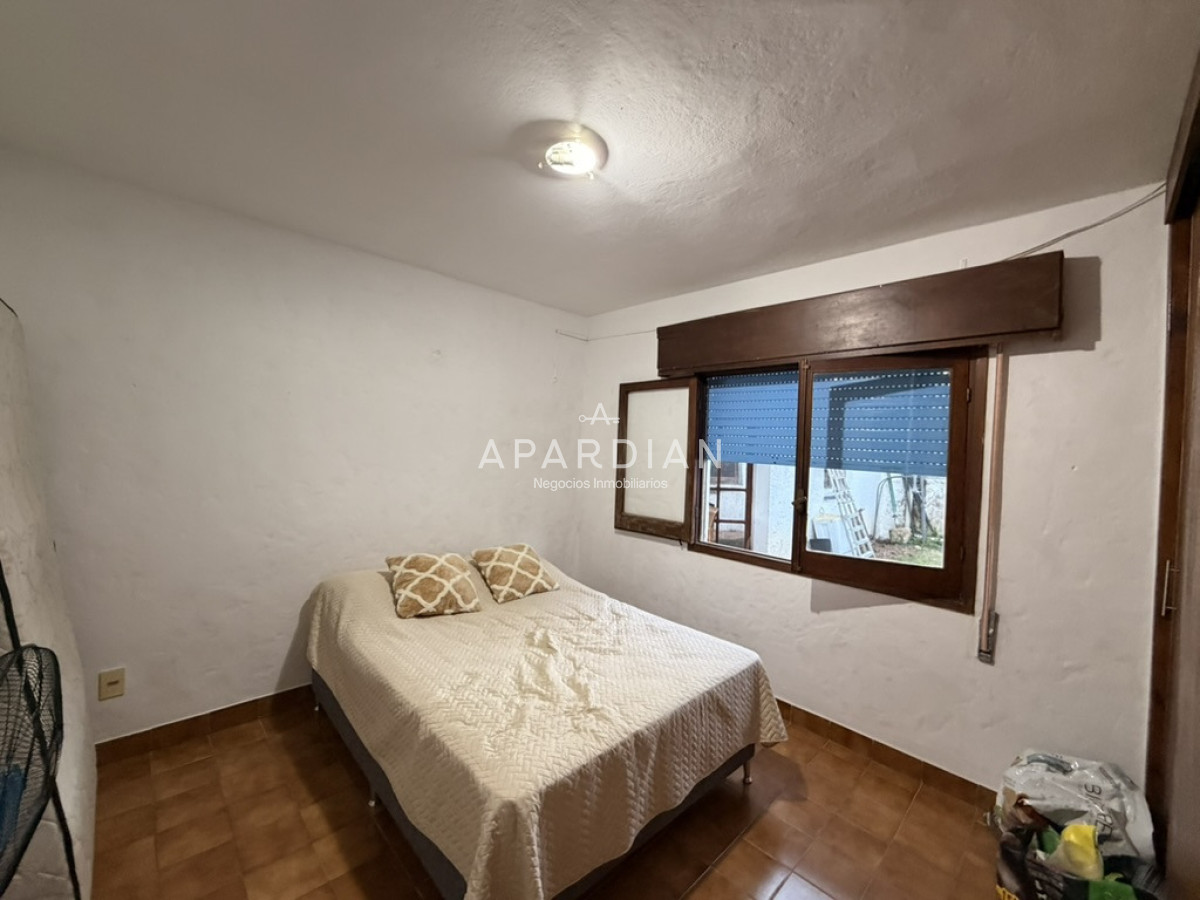 Casa ID.21099617 - OPORTUNIDAD CASA DE DOS DORMIOTORIOS MAS APARTAMENTO EN PINRES ! 
