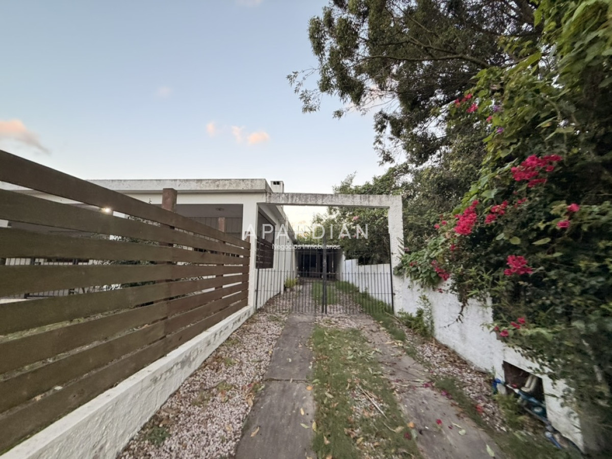 Casa ID.21099617 - OPORTUNIDAD CASA DE DOS DORMIOTORIOS MAS APARTAMENTO EN PINRES ! 