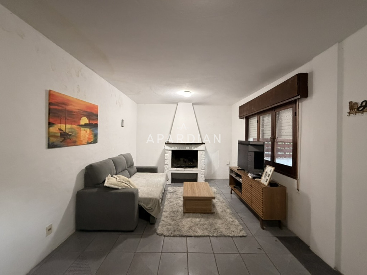 Casa ID.21099617 - OPORTUNIDAD CASA DE DOS DORMIOTORIOS MAS APARTAMENTO EN PINRES ! 